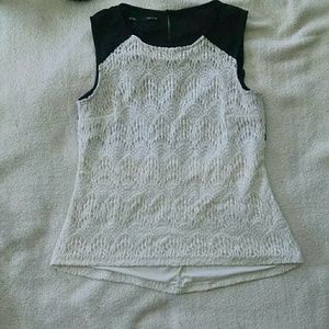 Maurice's sleeveless top size medium